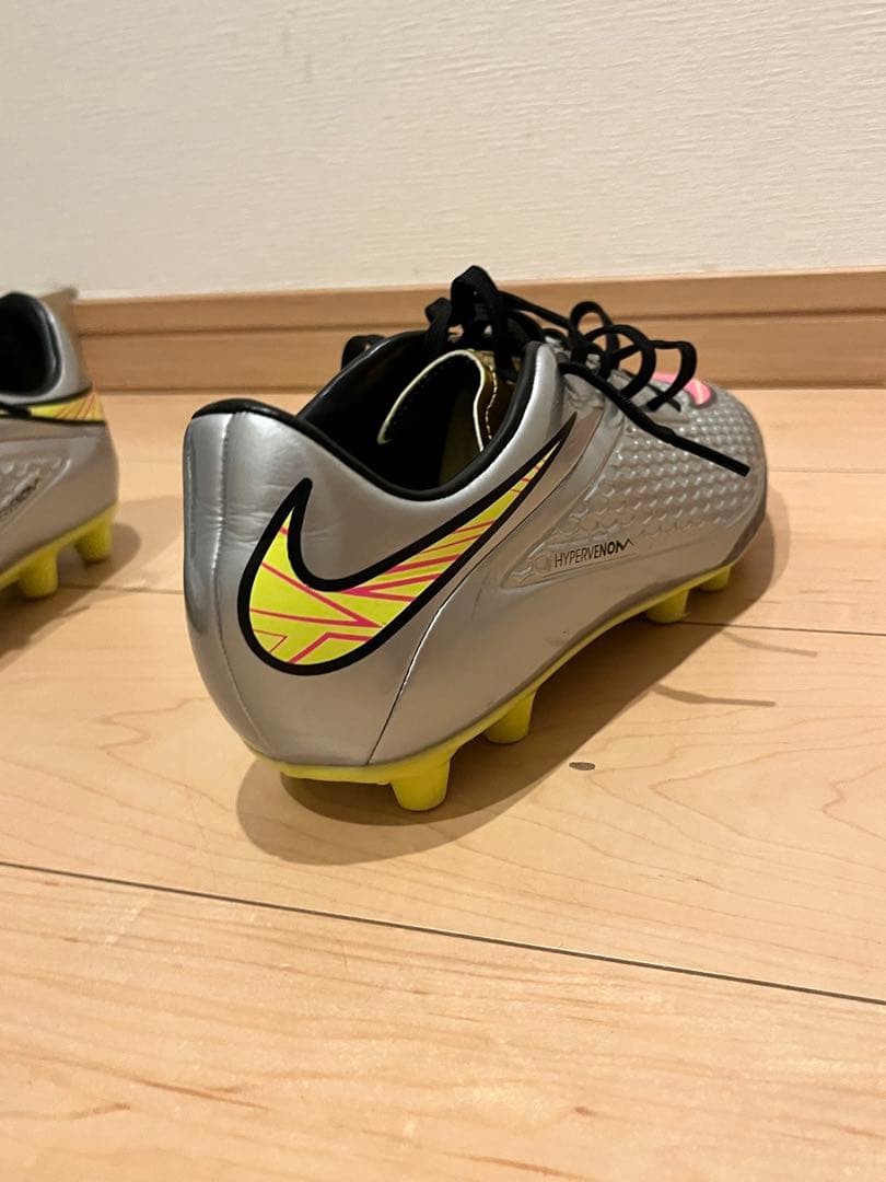 ハイパーヴェノムファントム シルバー