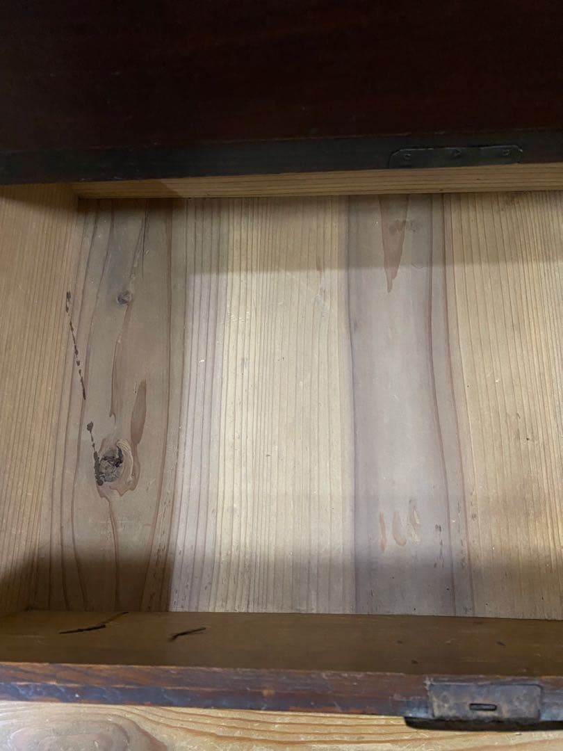 骨董箪笥　刀箪笥　アンティークチェスト　鉄足付き