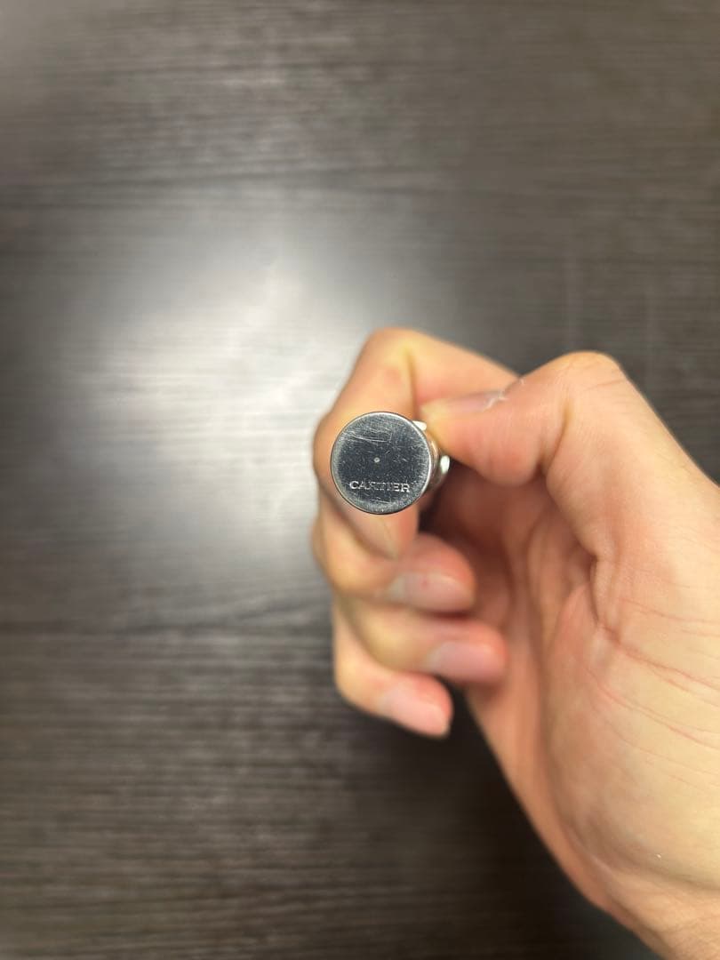 カルティエ　シルバー金属製キーホルダー