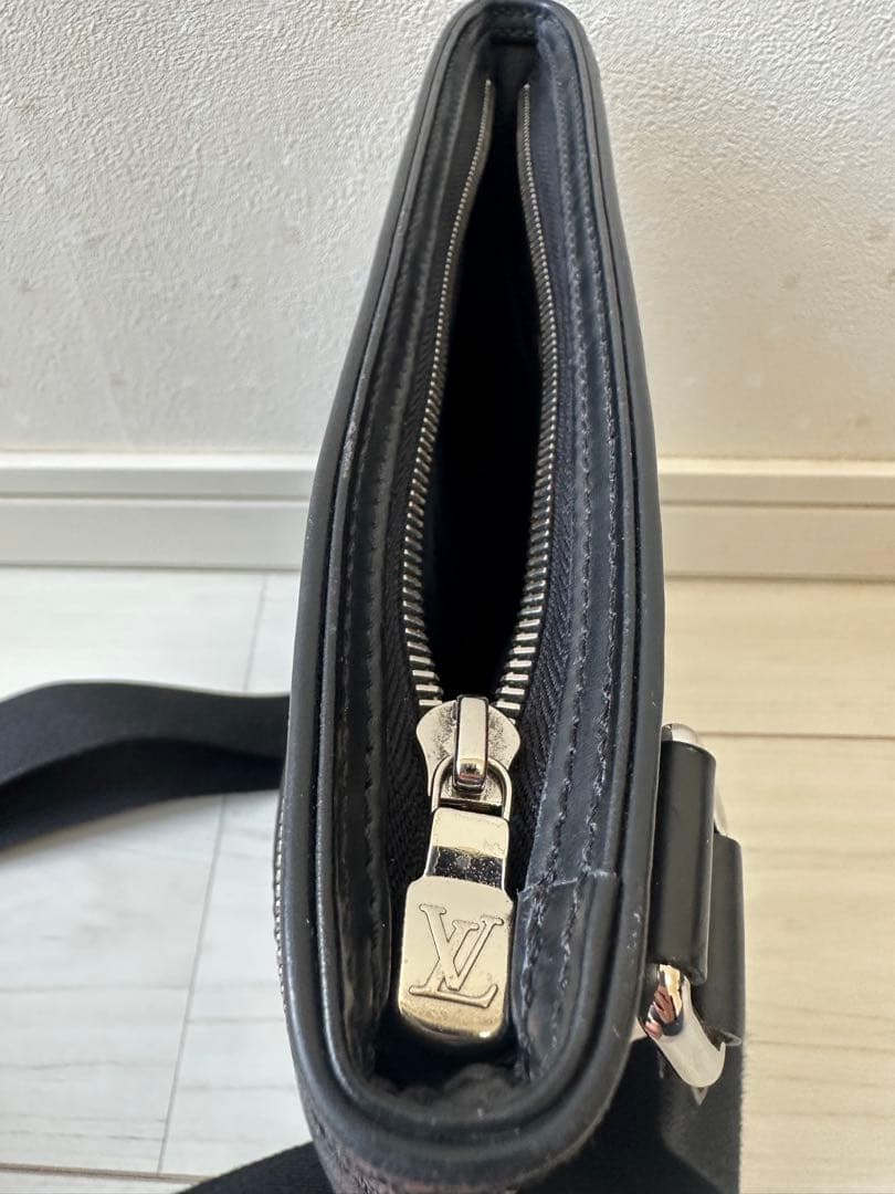 LOUIS VUITTON ルイ・ヴィトン トマスダミエグラフィットキャンバス