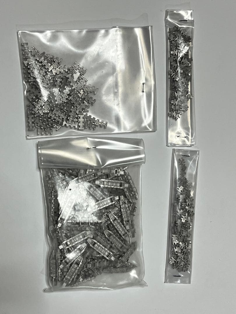 1/35 E-100重戦車　フリウル　金属履帯