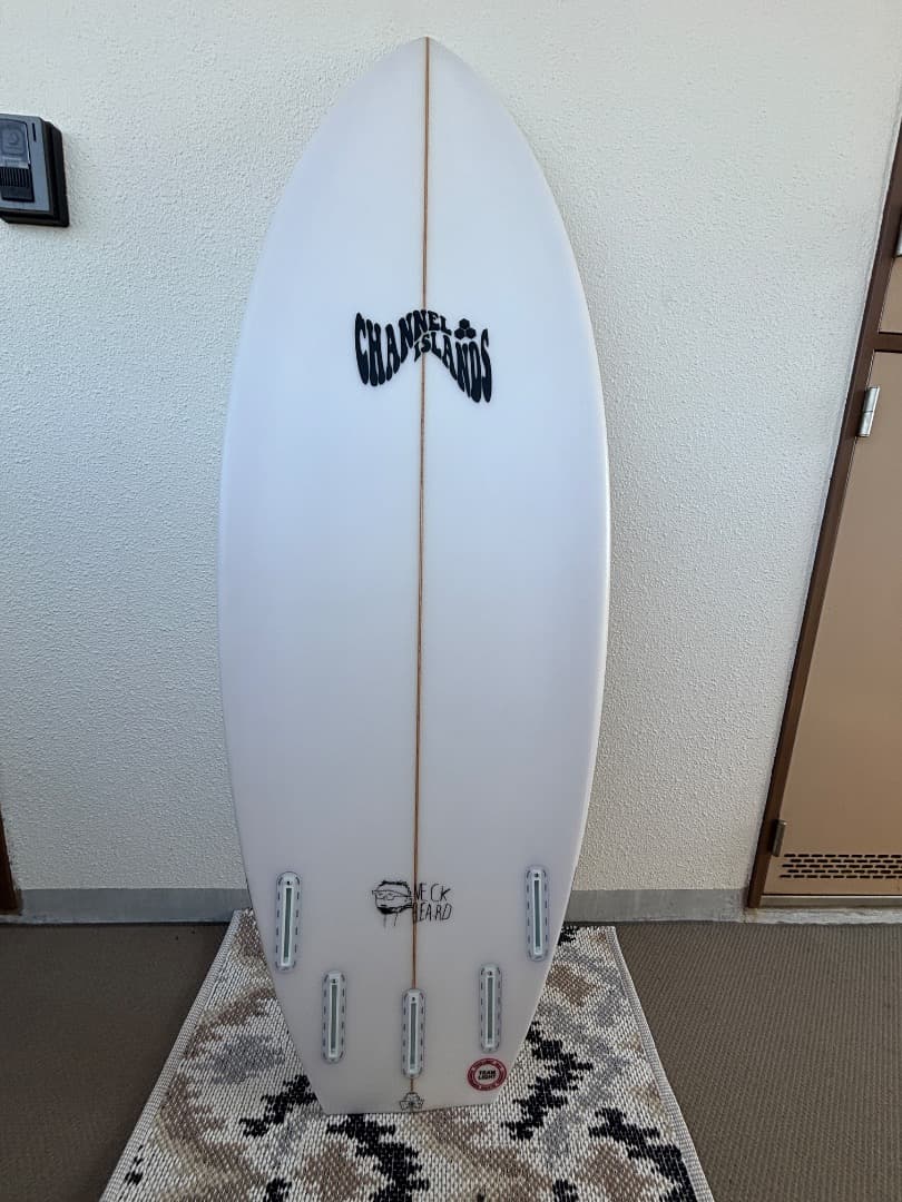 美品）ネックベアード　５’３-21-2 1/4 27.4L TEAM LIGHT