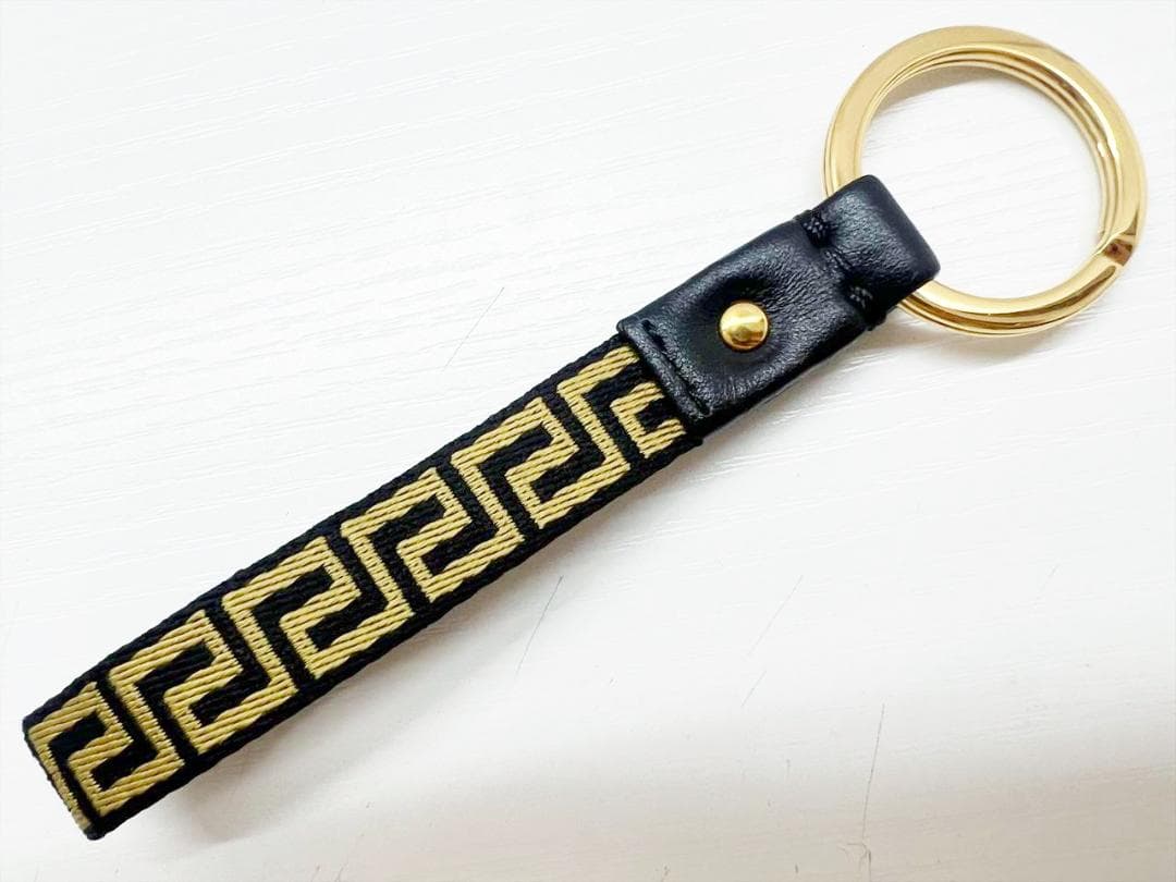 美品　ヴェルサーチ　メデューサ　グレカ　ナイロンキャンバス　キーリング