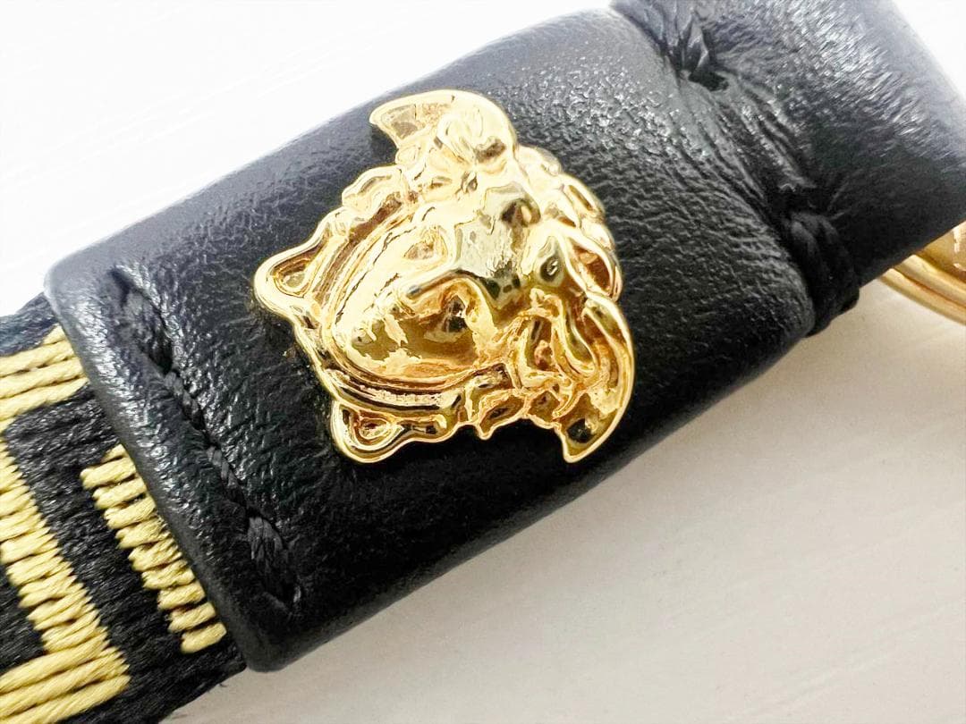 美品　ヴェルサーチ　メデューサ　グレカ　ナイロンキャンバス　キーリング