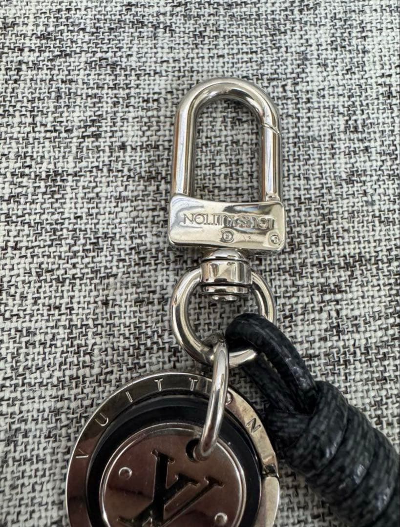 Louis Vuitton キーホルダー・レザーロープM67224