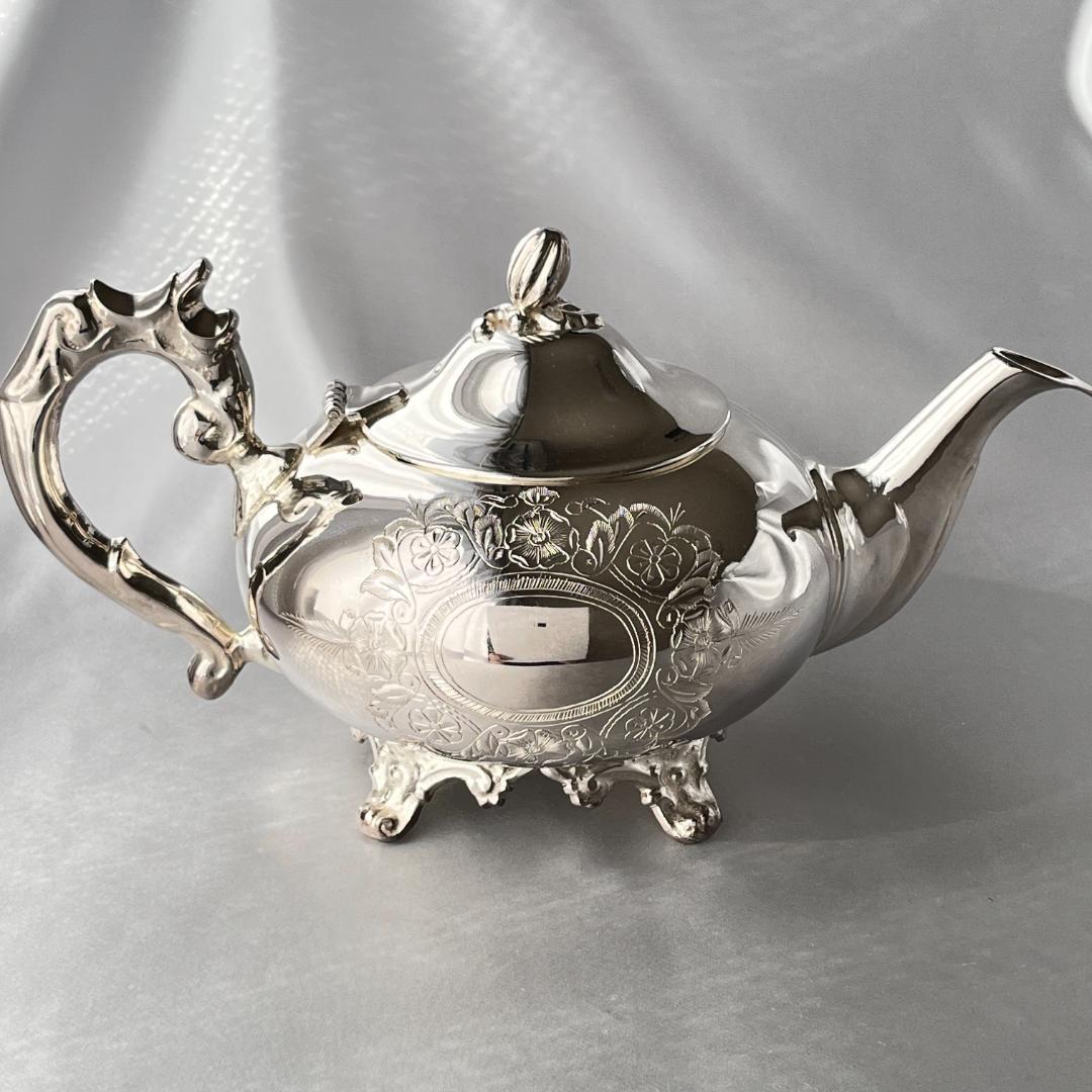 【英国】 ビクトリアンのティーセット 3点【シルバープレート】ティーポット