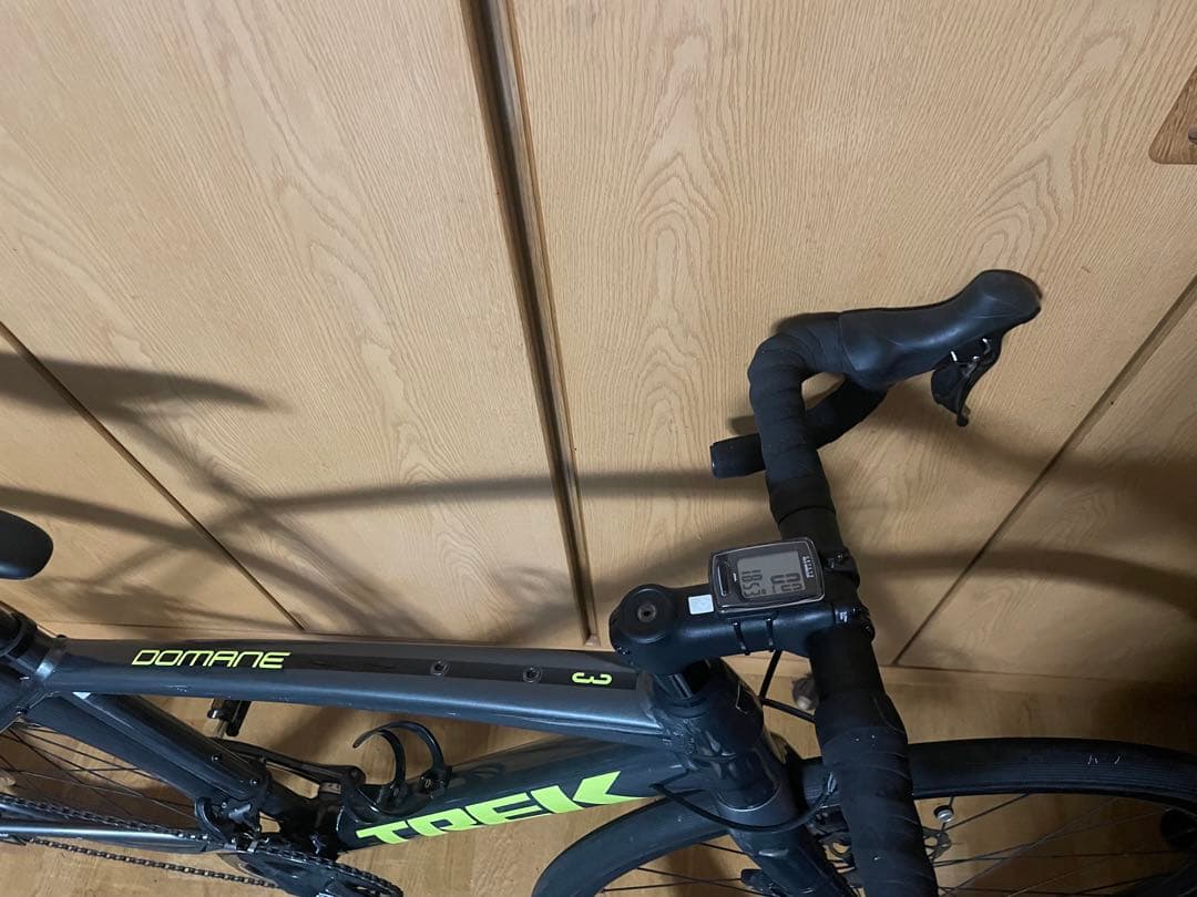 自転車本体 TREK DOMANE AL3 DISC 52