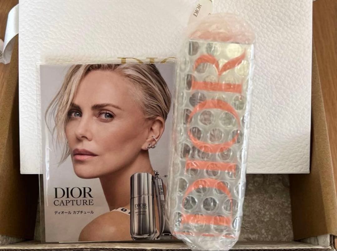 ディオールアディクトピーチーグロウ オードゥパルファン 30ml Dior