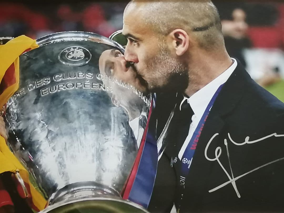 【レア品】グアルディオラ監督 欧州CL優勝記念 サイン入り写真