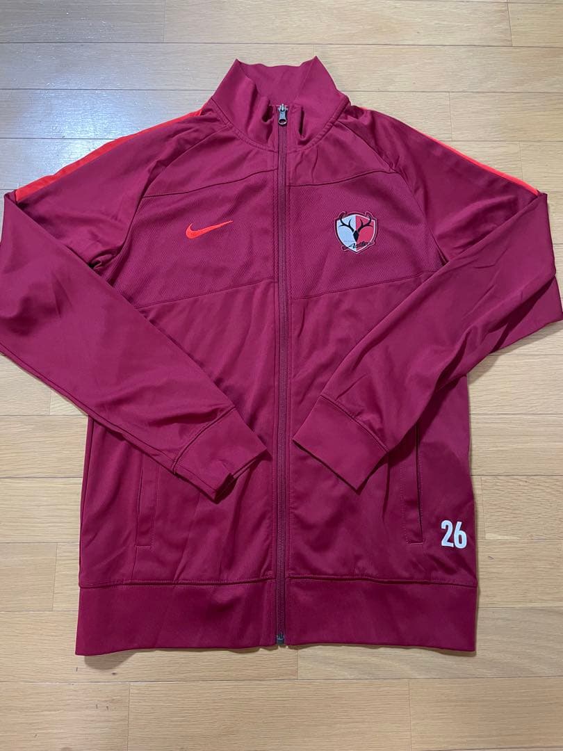 Nike 赤ジャージ 26 & 紺パンツ 2