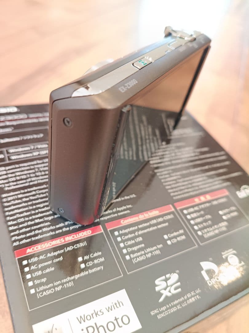 CASIO EXILIM EX-Z3000 16.1M 8倍ズーム