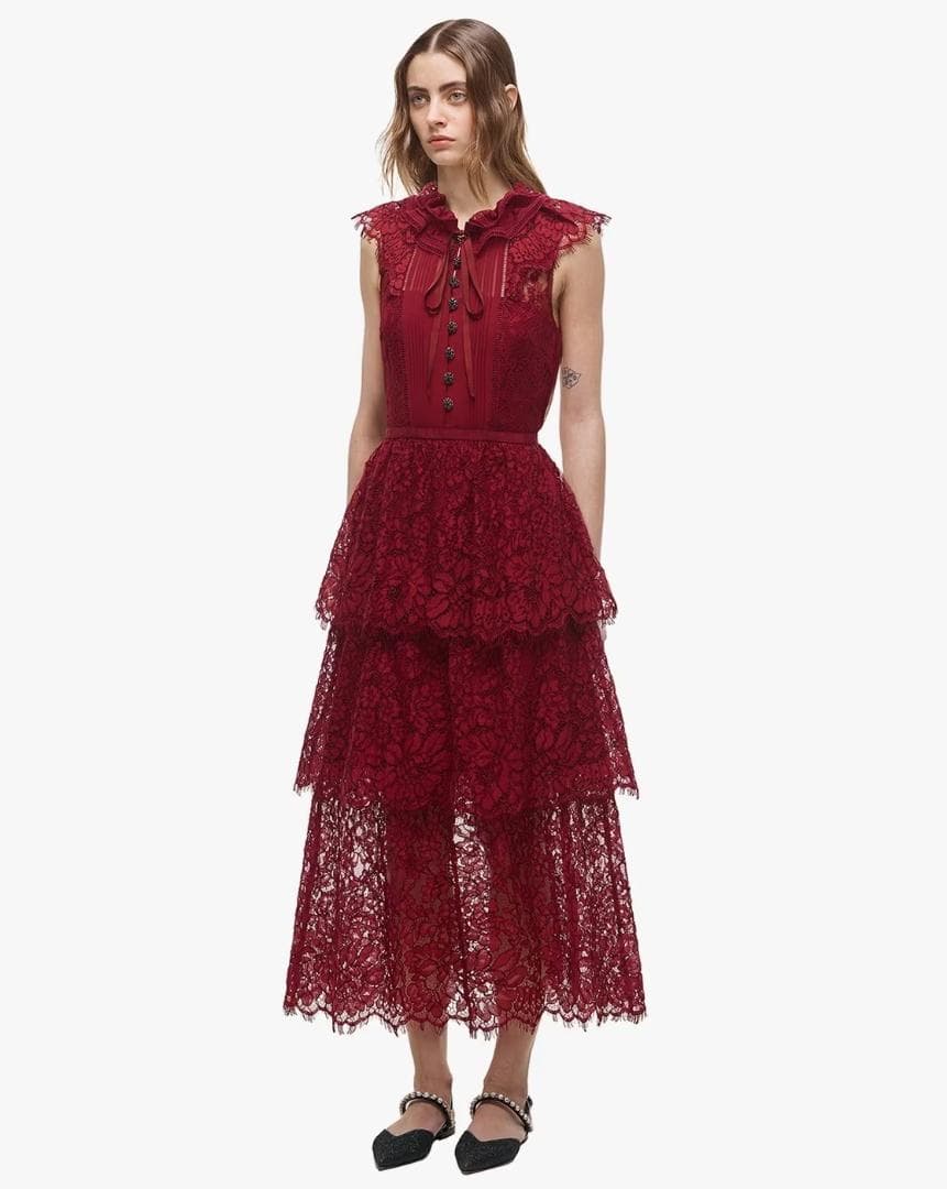 E*様 セルフポートレイト ティアードワンピース コードレース ボルドー UK8