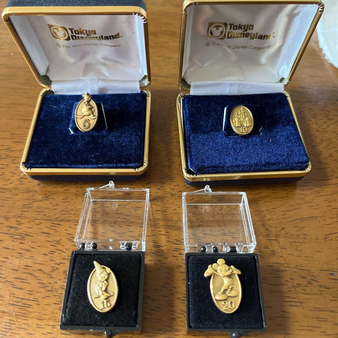 オリエンタルランド　サービスアワードピン(5.10.15.20) ディズニー