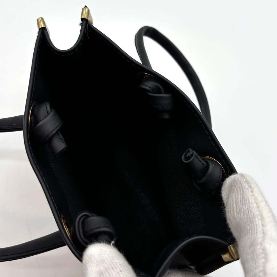【美品】フェンディ ハンドバッグ ラバー ゴールド金具 ブラック