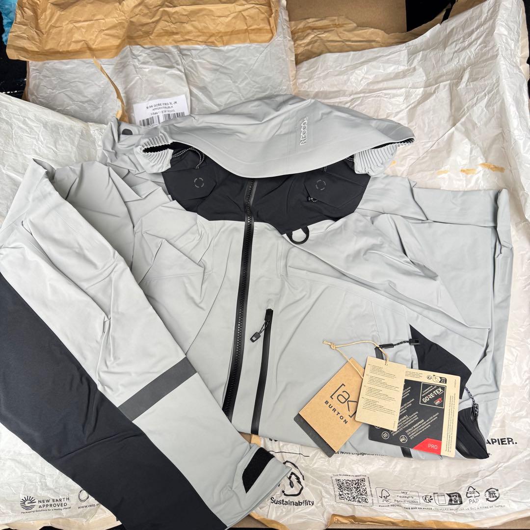 即発送FRAGMENT Burton ak Pro 3L Jacket XL