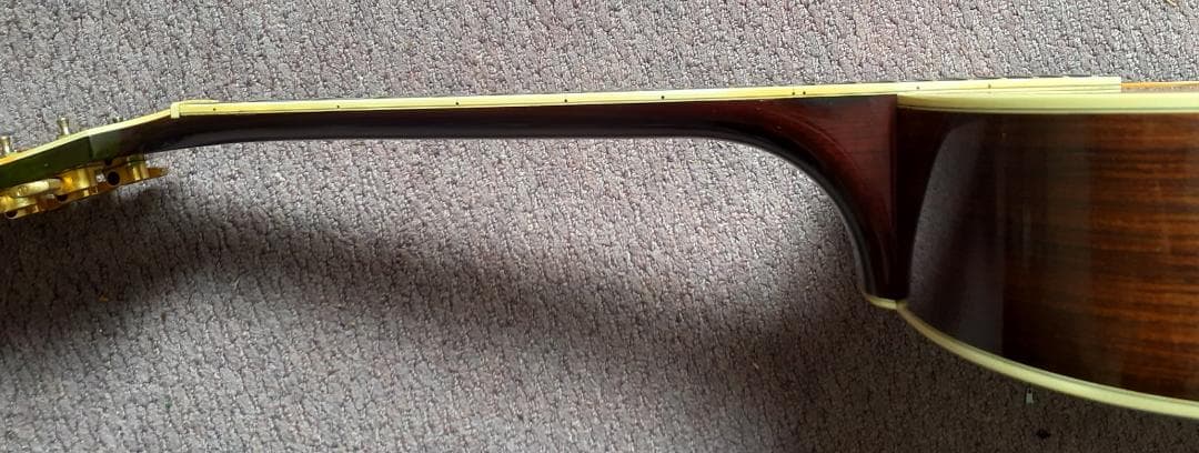 オ*ン様 Guild社製 稀代の名器 F50R NT 期間限定最終競売を実施いた