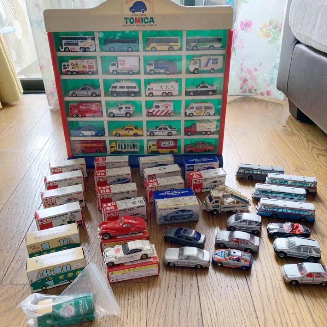 トミカ　　ディスプレイケース・ミニカー