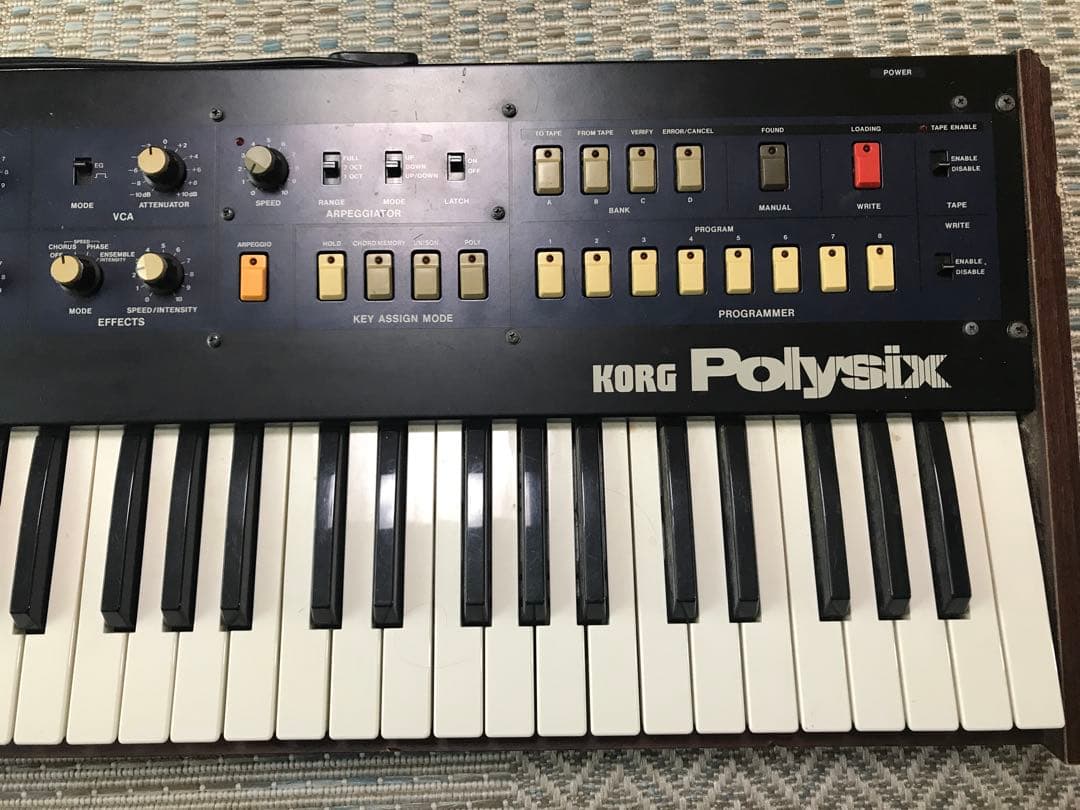 KORG Polysix アナログシンセサイザー 61鍵