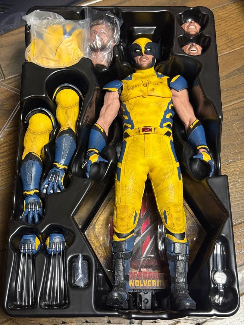 【ムービー・マスターピース】デッドプール、ウルヴァリンボーナスアクセサリー付き