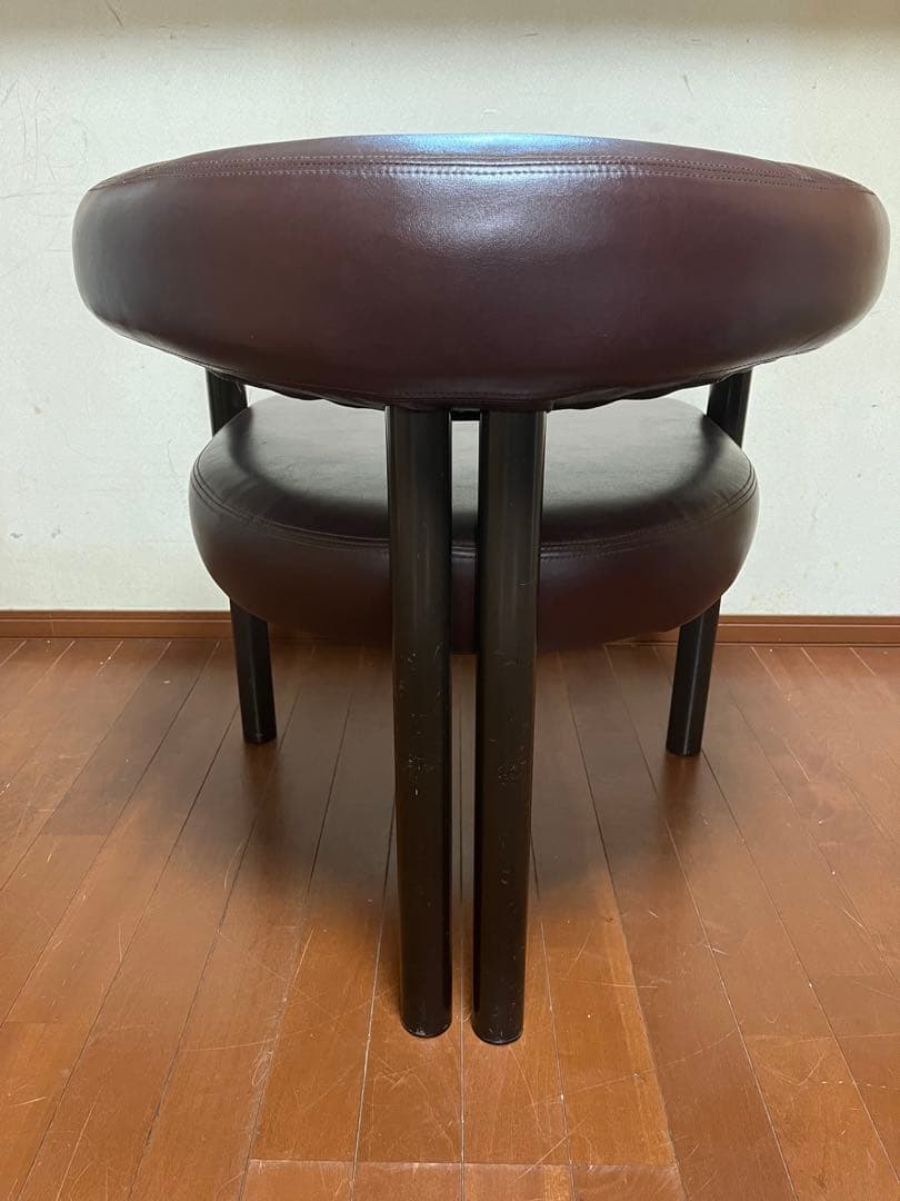 【すし　MOBILIA】　モビリア　革シングルソファ　日本創業①