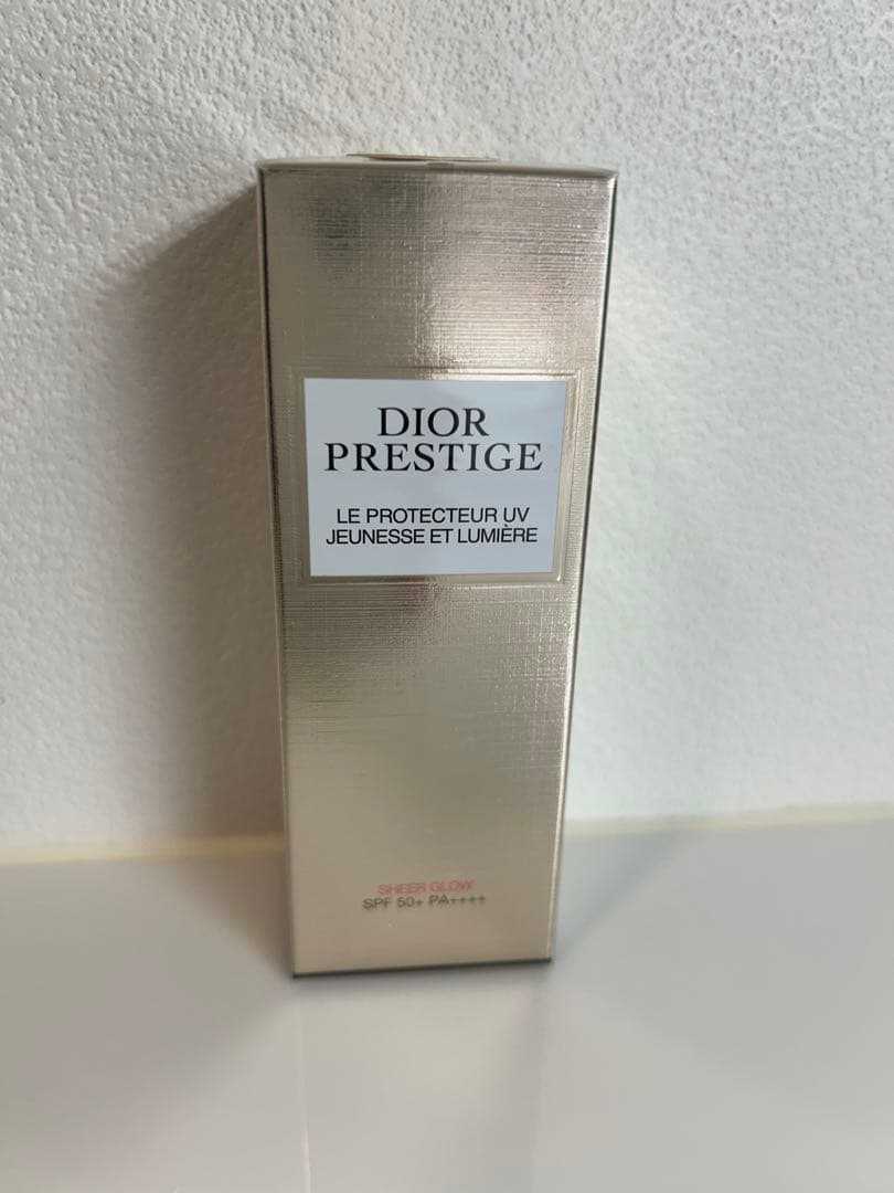 新品未使用Dior プレステージUVプロテクター シアーグロー