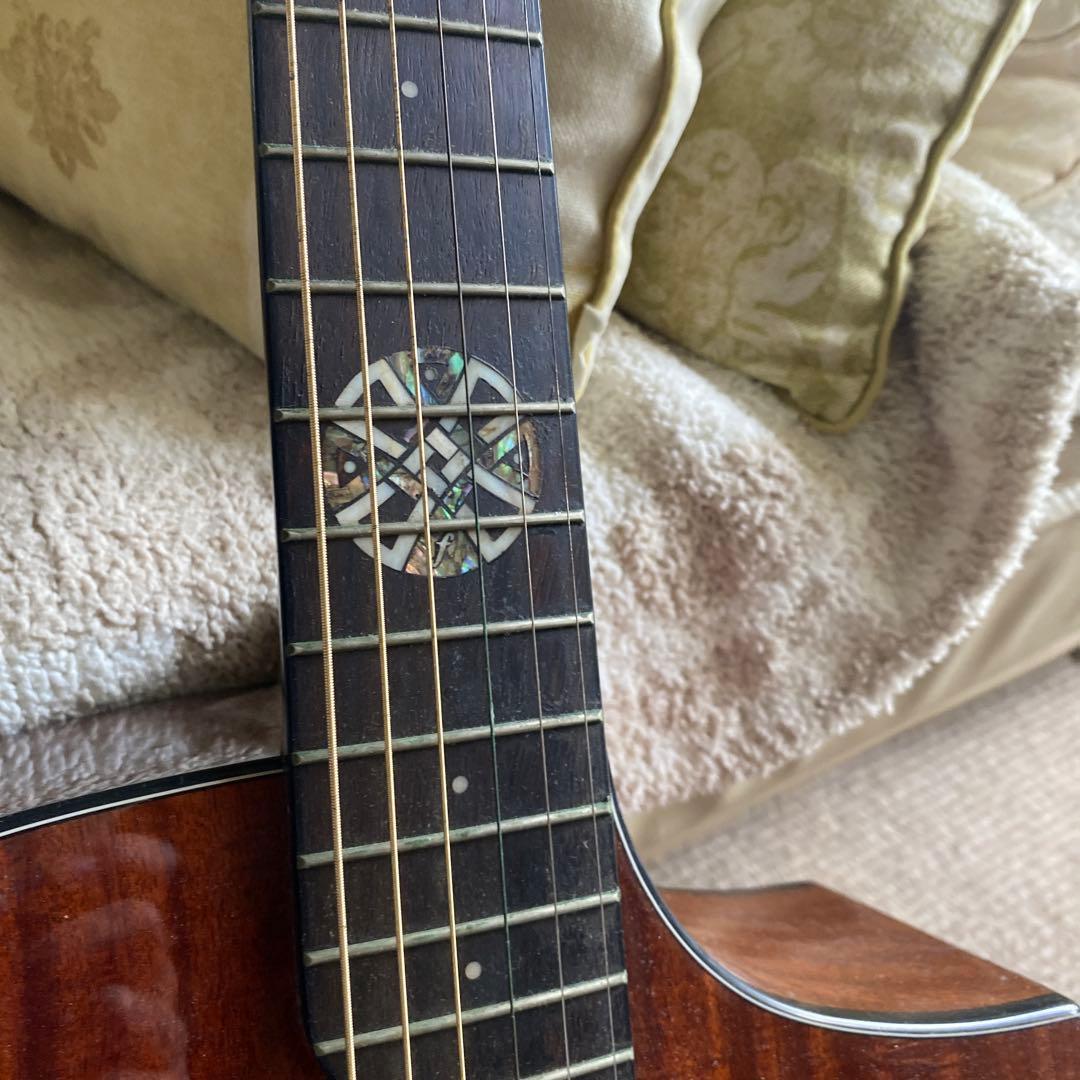 Michael Kelly アコースティックギター