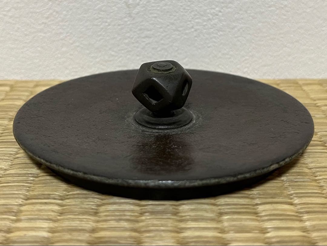 【江戸前期】宝尽文座瓢釜　幕府御用釜師　大西定林作　大西清右衛門極