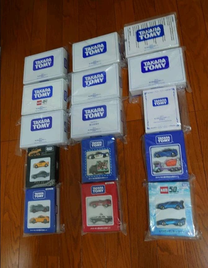 タカラトミー　株主優待 　非売品　2007年〜2024年　18年分　18箱