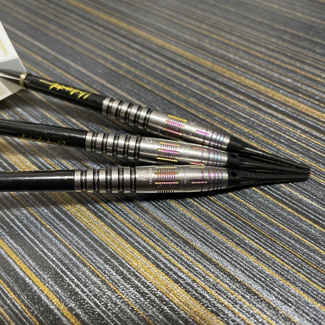 定価14800円 ソフトダーツ あかり レガシー3 投げやすい AKARI