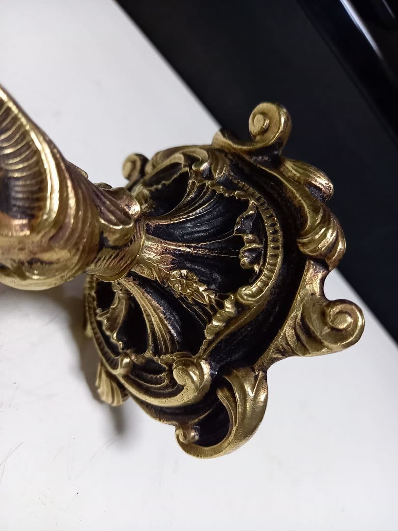 イタリア製　アンティーク　バロック　テーブル　トレー　重厚　無垢　真鍮製