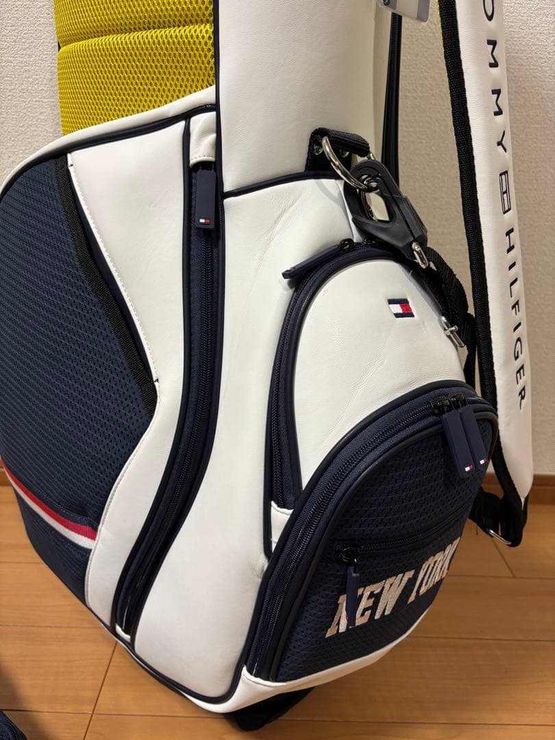 トミーヒルフィガー スタンドキャディバッグ 新品未使用