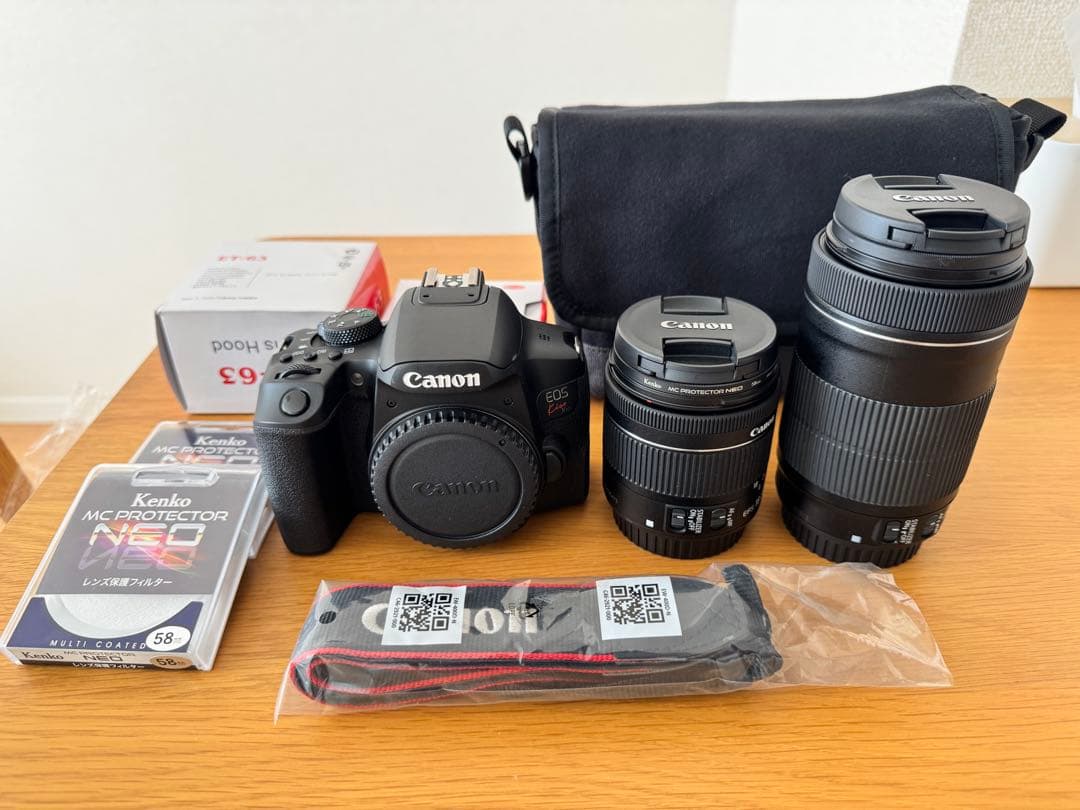 Canon EOS Kiss X10i デジタル一眼レフ ダブルズームキッド