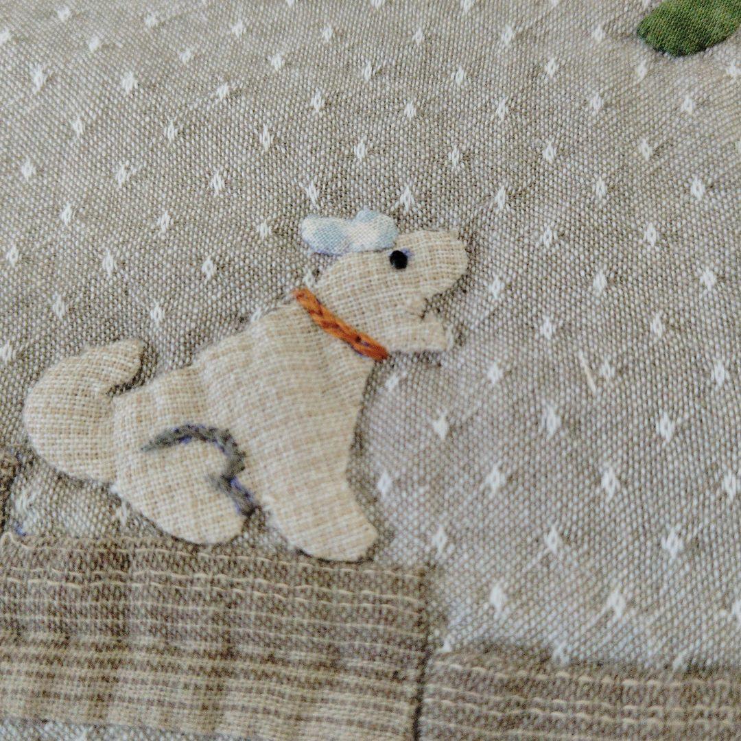 ハウスのパッチワークタペストリー 【74】 ミステリーキルト④