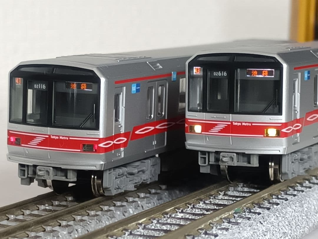 KATO 東京メトロ丸ノ内線02系(サインウエーブ) 6両(基本3両+増結3両)