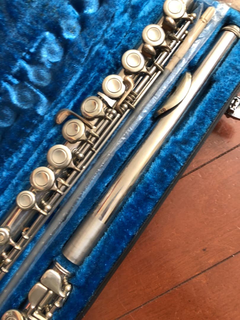 Nikkanニッカンのケース入り　ヴィンテージフルート 本体