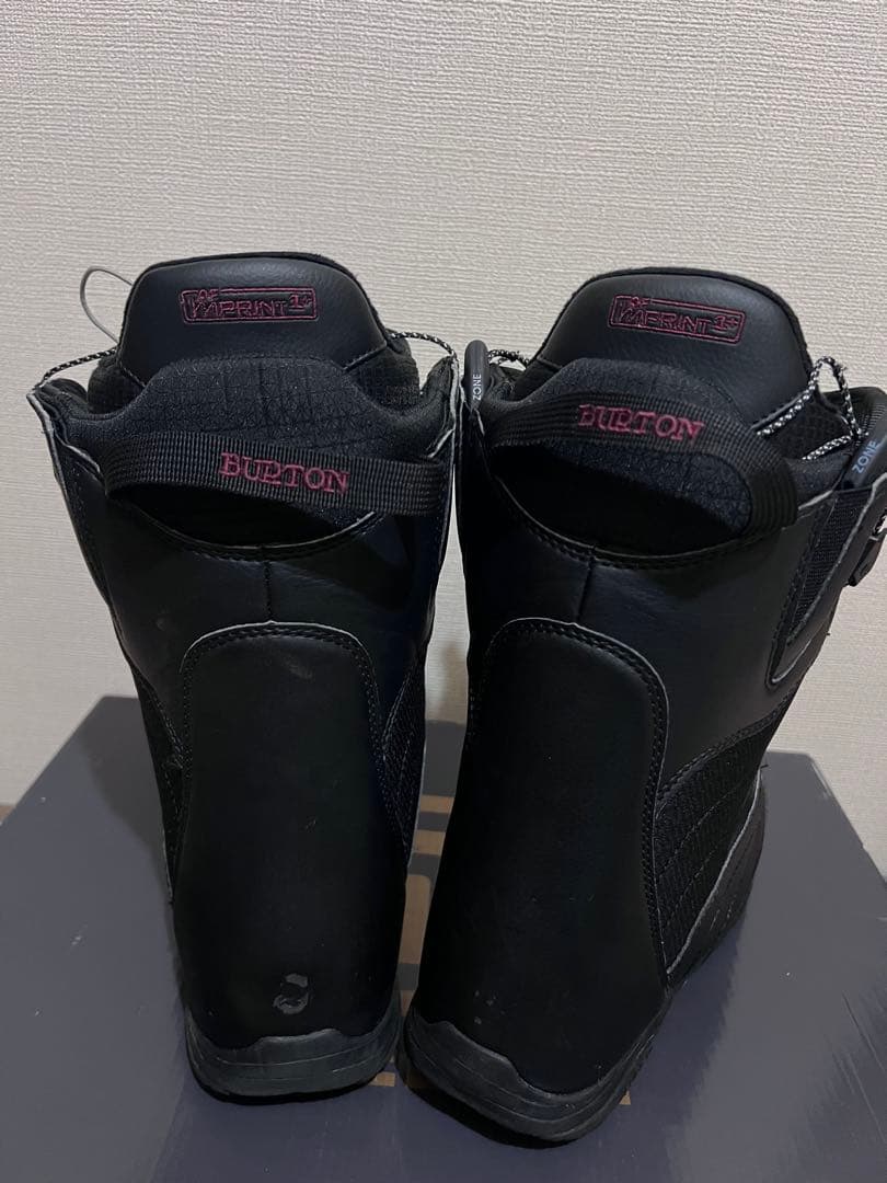 BURTON MINN 1 AF 女性用スノーボードブーツ ブラック