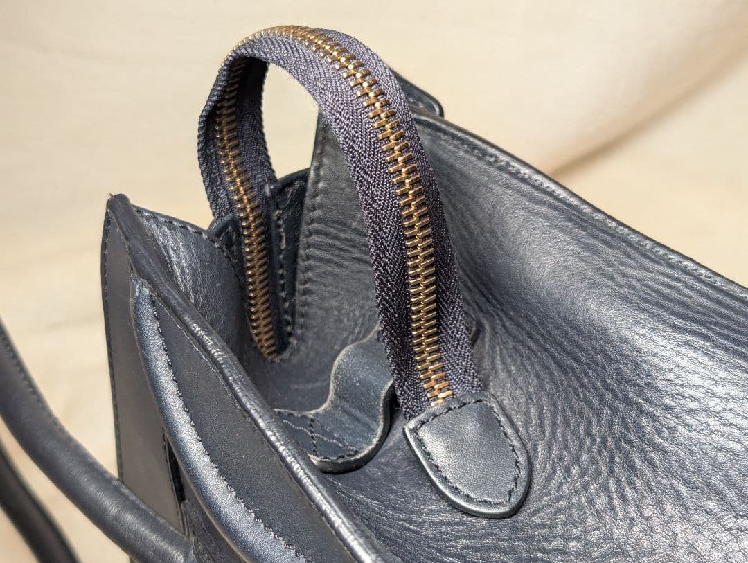 CÉLINE セリーヌ ラゲージ マイクロショッパー ハンドバッグ