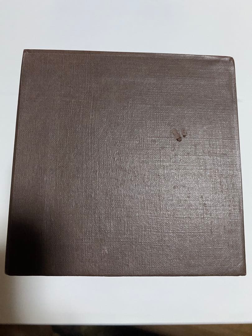 LOUIS VUITTONミスフランス　モノグラムトランク　ペーパーウェイト