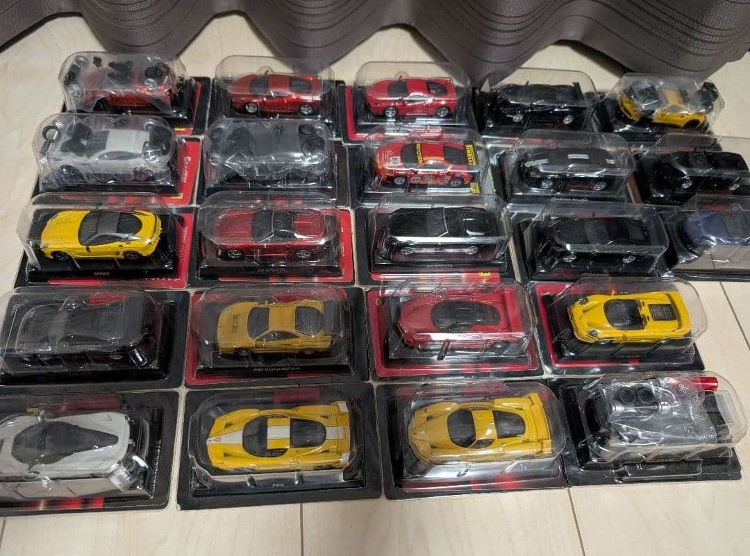 京商製 フェラーリ 1/64 23台