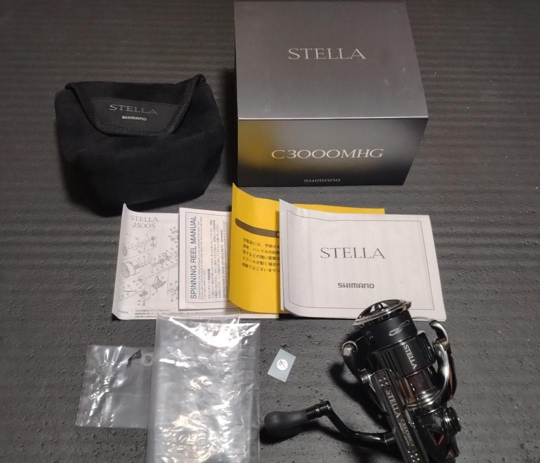 シマノ 22 ステラ C3000MHG 実釣未使用 No2