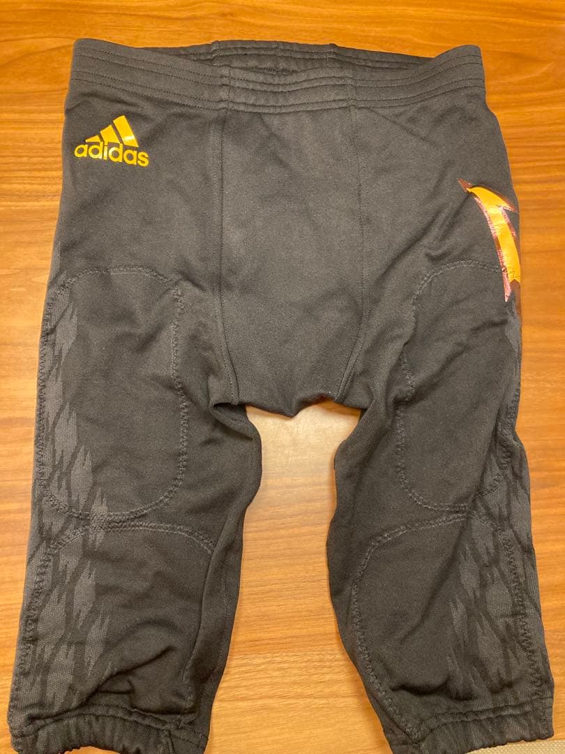 adidas アメフト フッパン Lサイズ