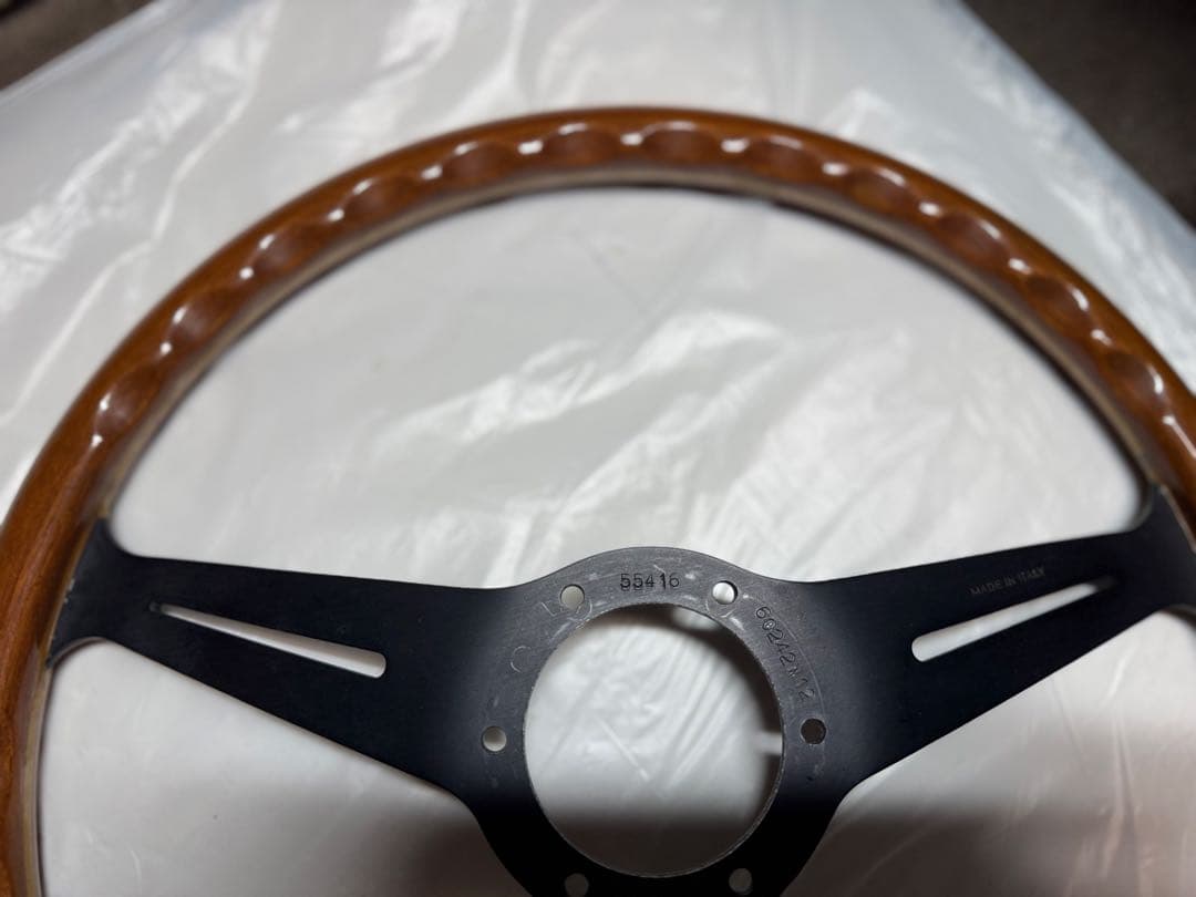 ナルディ ウッド ブラックスポーク ホーンボタン付ステアリングホイール　当時物