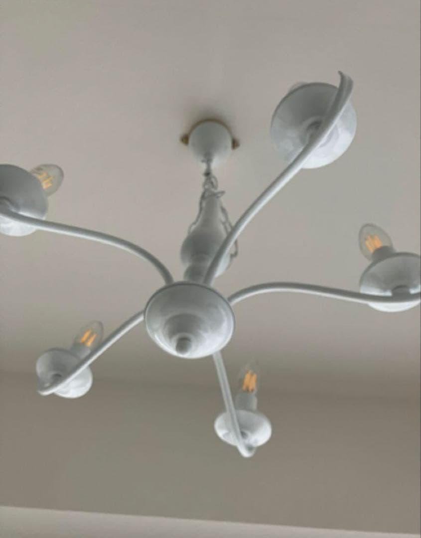 美品　フランフラン　シャンデリア　ホワイト　5灯　LED電球付き