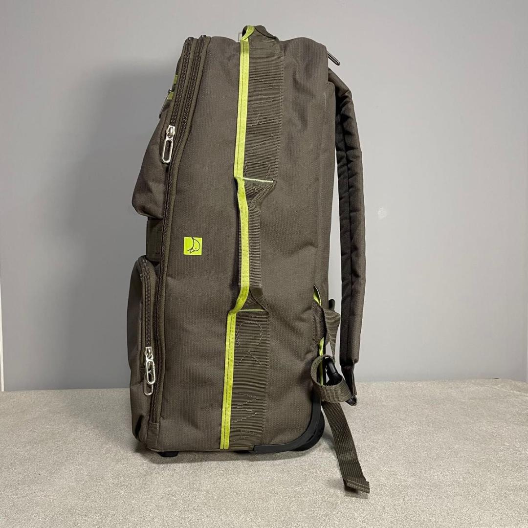 マンダリナダック 3WAYキャリーリュック 機内持ち込み PC収納 大容量