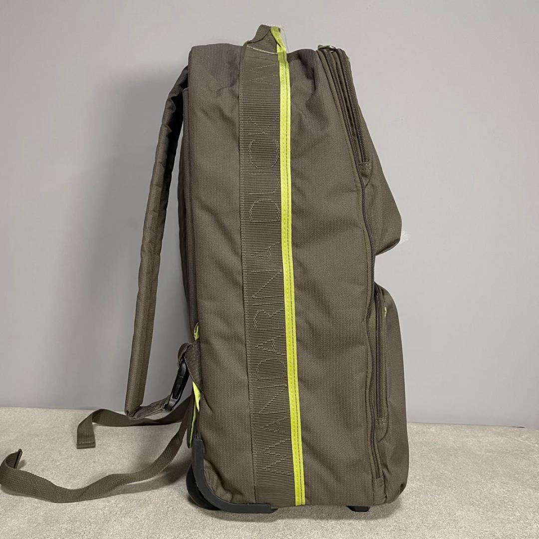 マンダリナダック 3WAYキャリーリュック 機内持ち込み PC収納 大容量