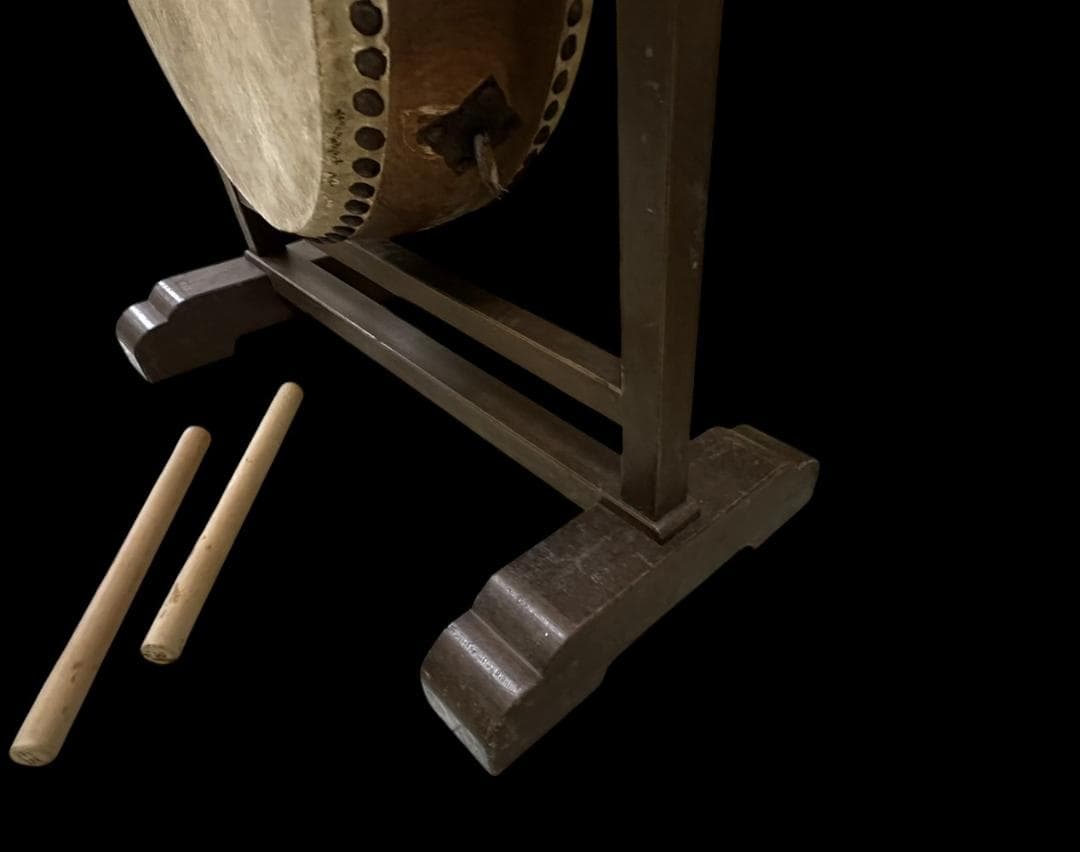 時代物 江戸期 和太鼓 吊り太鼓 太鼓 和楽器 寺社もの 骨董 古玩 バチつき