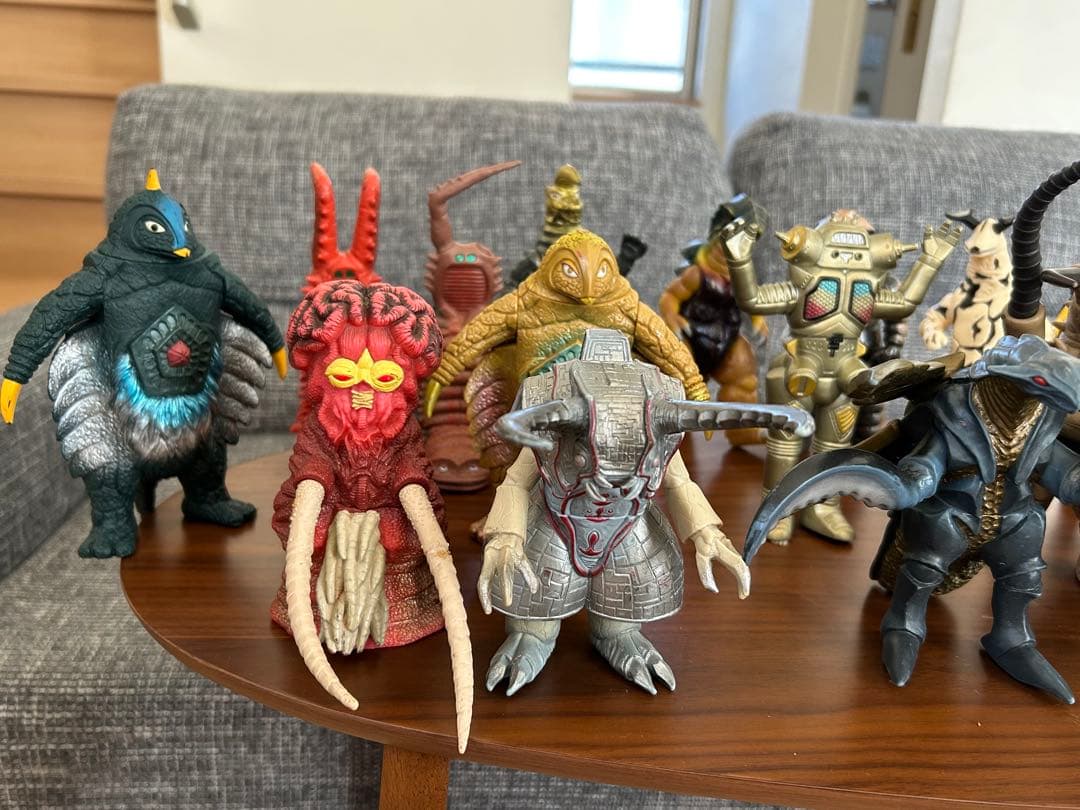 ☆週末末限定価格☆ウルトラマン 怪獣ソフビ　旧型800シリーズ23体まとめ売り