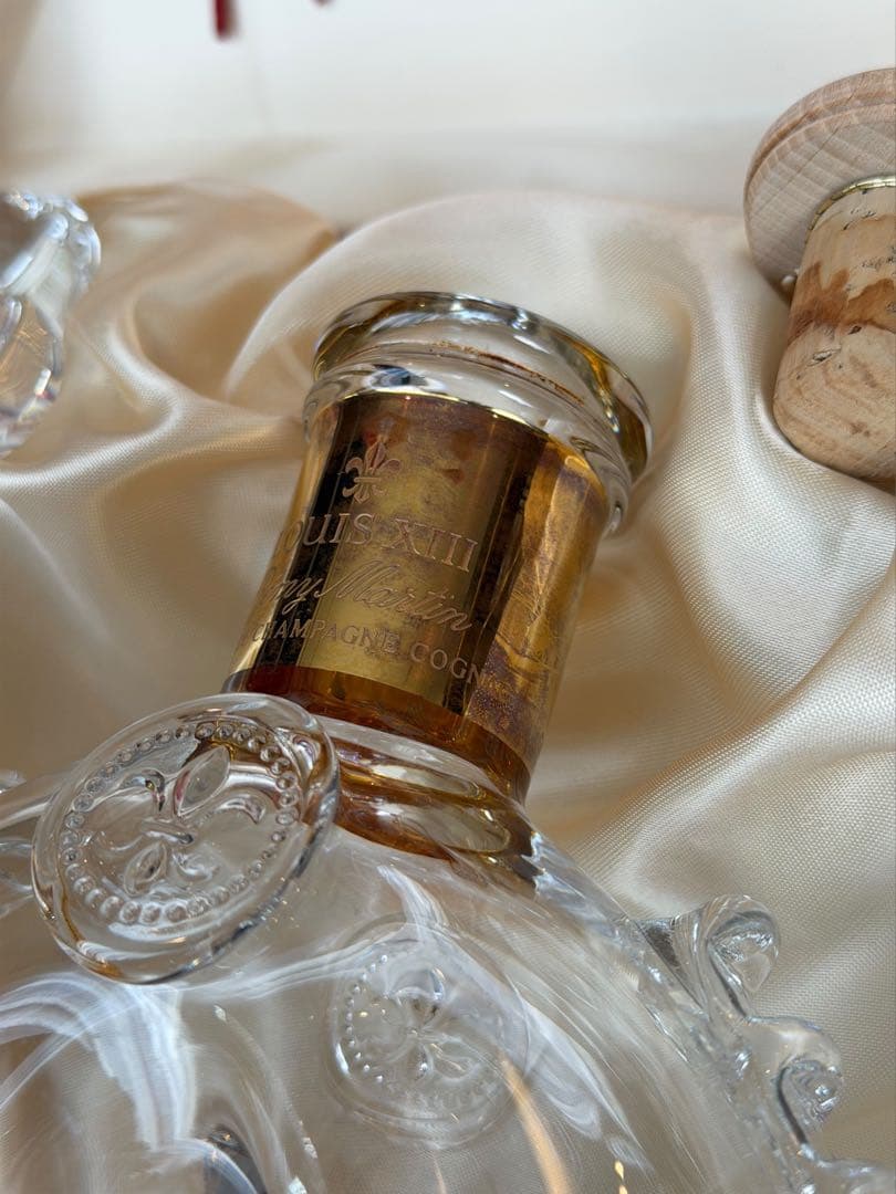 【極美品・バカラ社製】レミーマルタン ルイ13世 空瓶＆専用ボックスセット