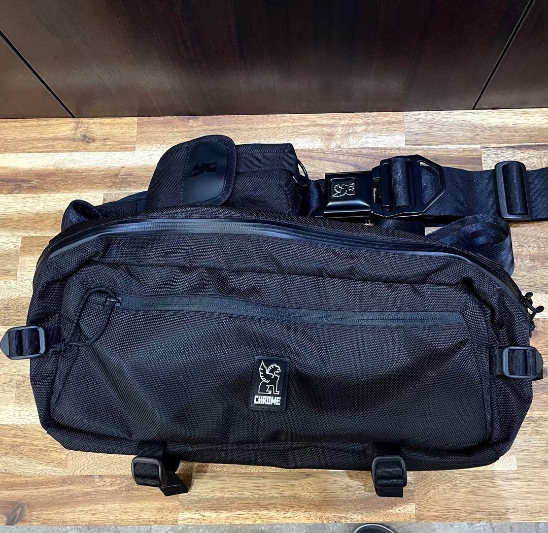 美品CHROME KADET 9Lカデット ブラック　ポーチ付き