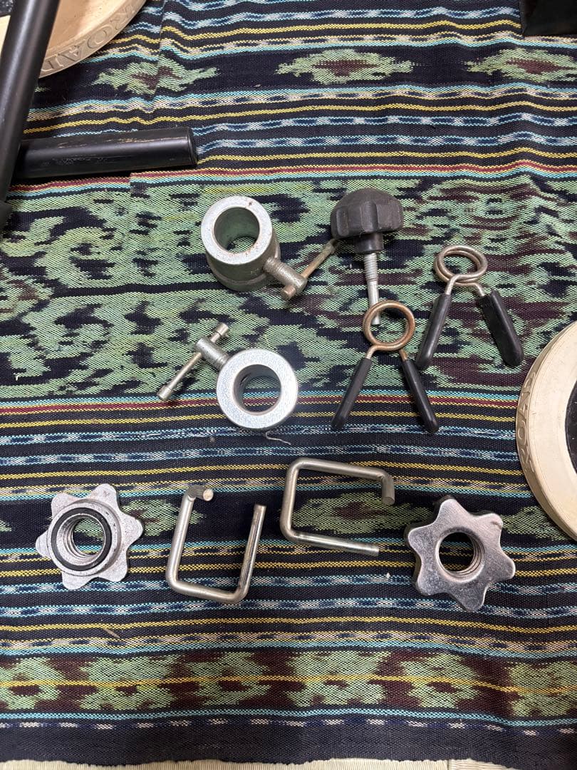 ベンチプレス　バーベル　ダンベルセット　ファイティングロード　筋トレ